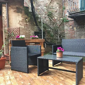 https://la-casa-di-margot.it-tuscanyhotel.com